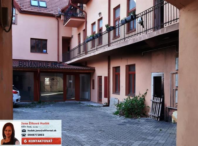 Reality Bývanie v meštianskom dome na pešej zóne v Prešove