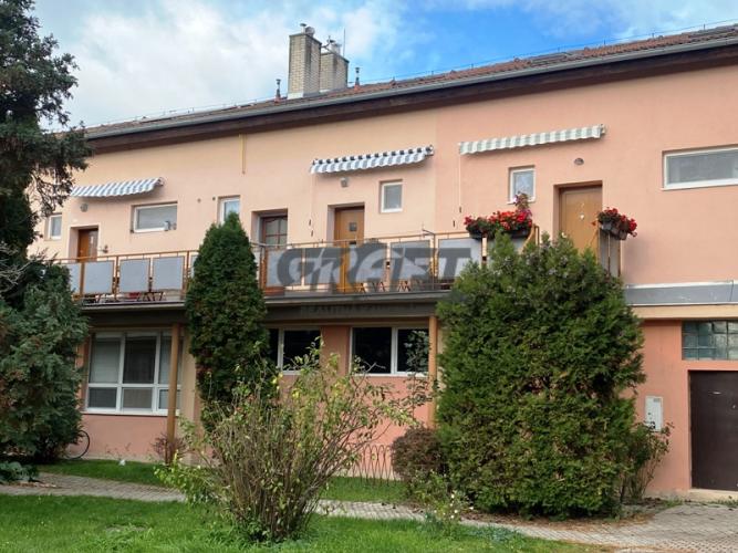 Reality Na predaj veľký 4-izb. mezonetový byt – Rovinka