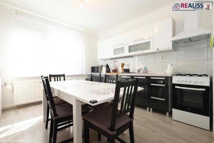 Reality Priestranný 3-izbový byt v tichej časti Dubničky – ideálny domov pre rodinu