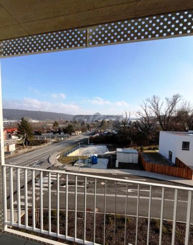 Reality Na prenájom 1-gars. byt Agátová ul. - Dúbravka