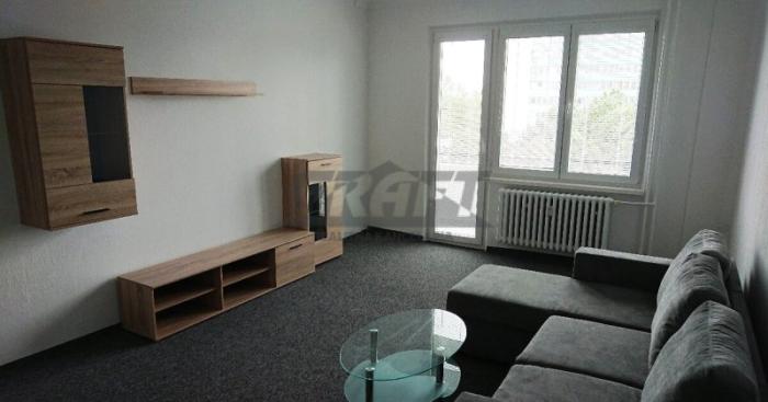 Reality Na prenájom 3-izb.byt Radarová ul. - Ružinov