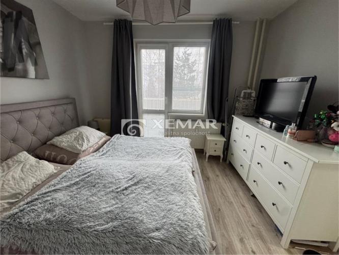 Reality PREDAJ 2 izbový byt Družby Banská Bystrica