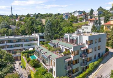 Reality RADO | Staré Mesto | 4i byt 175 m² + 4 balkóny + možnosť 2× parking