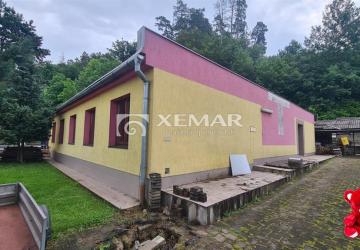 Reality Na predaj rodinný dom prispôsobený k rôznym druhom podnikania v Hriňovej