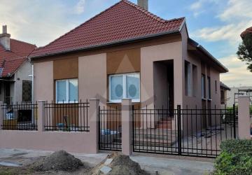 Reality 2-izbový dom dom, Moča