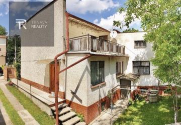 Reality TRNAVA REALITY - Starší RD s veľkým pozemkom v obci Trakovice