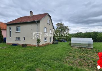 Reality Na predaj rodinný dom v Detve, čašť Piešť I