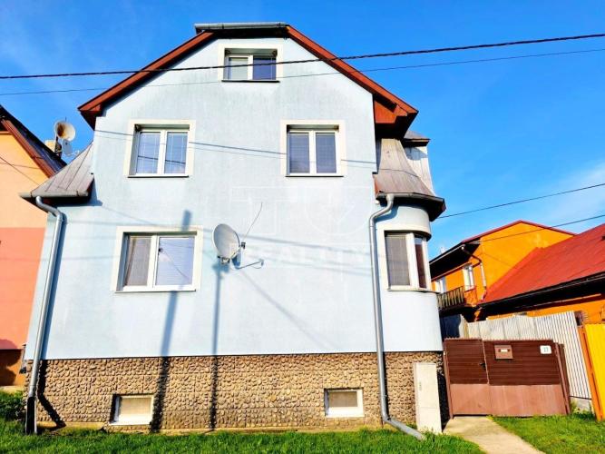Reality TUreality ponúka na predaj priestranný  Rodinný dom len 11km od Popradu