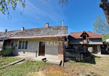 Reality NA PREDAJ RODINNÝ DOM, DOMANIŽA, 411 M2