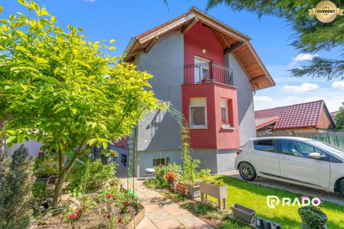 Reality RADO | Rodinný dom 6-izbový 284m2+pozemok 315m2 | Podunajské Biskupice