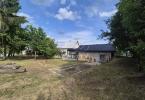 Reality DOM NA REKONŠTRUKCIU S VEĽKÝM POZEMKOM 1 093 m² – NITRIANSKE PRAVNO, NOVÁ STRECHA, PLASTOVÉ 