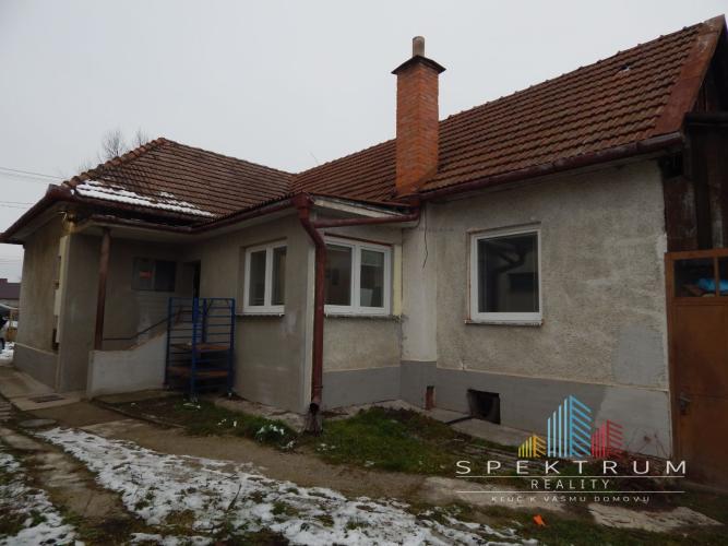 Reality SPEKTRUM REALITY- Na Predaj 4- izbový rodinný dom s pozemkom 1200 m2, Opatovce nad Nitrou, okres P