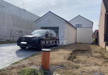 Reality Moderný 4-izbový rodinný dom v Chorvátskom Grobe – výborná dostupnosťou a občianska vybave