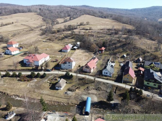 Reality Dom s veľkým pozemkom (27 árov) v Poloninách - Nová Sedlica