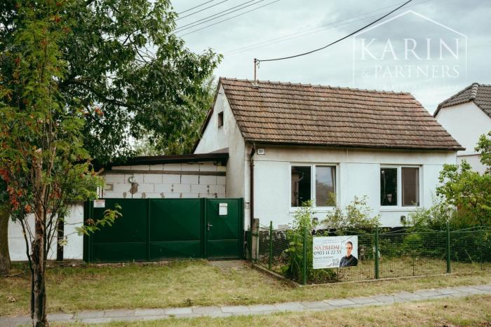 Reality 3i rodinný dom s novou prístavbou a so záhradou v meste Šaštín - Stráže