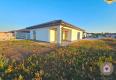 Reality SAMOSTATNE STOJACÍ BUNGALOV- 108m2 + krytá terasa 12m2, ROŽNÝ POZEMOK