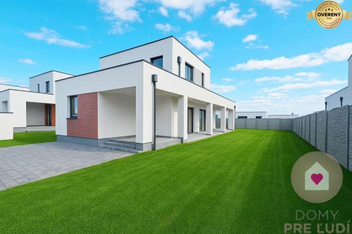 Reality NÍZKOENERGETICKÝ 5 izbový rodinný dom s 2 KÚPEĽŇAMI, POZEMOK 636 m2