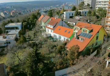 Reality Predaj rod. domu, 650 m2 pozemok, Royova, Kramáre, Nové Mesto