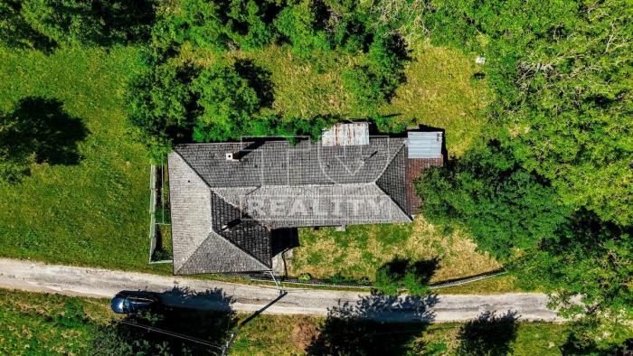 Reality Pripravujeme na predaj - TOPKOVÁ chalupa v srdci prírody – pri lyžiarskom stredisku Bezovec!