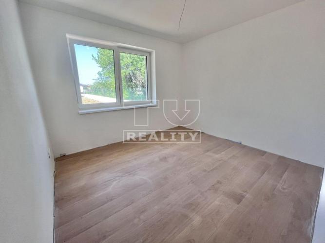 Reality Na predaj novostavbu rodinného domu pri Vrábľoch