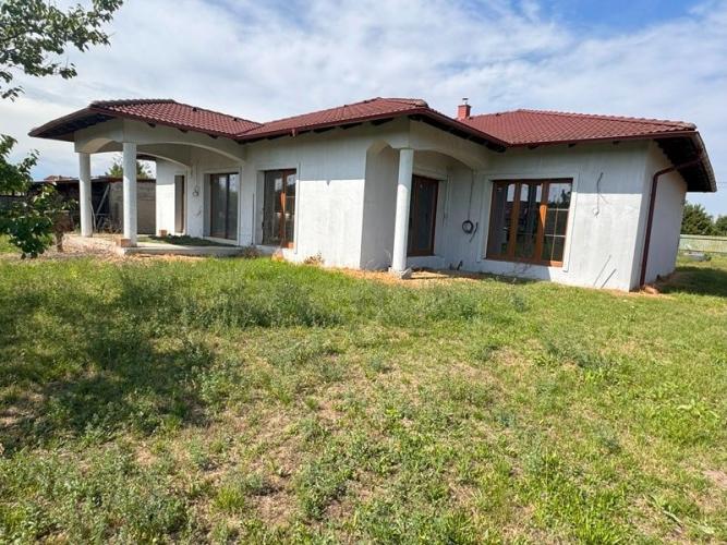 Reality Dom, ktorý čaká na Vaše nápady-veľký dom, ešte väčší potenciál-Veľká Paka vás prekva