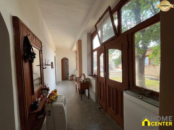 Reality NA PREDAJ: Rodinný dom s rozľahlým pozemkom /cca 3000 m²/ v Kolárove