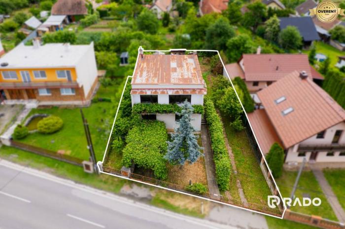 Reality RADO | Na predaj Rodinný dom Drietoma – pozemok 745 m2