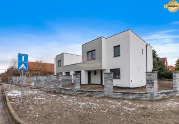 Reality Rezervované - Predaj 4 izbového RD v Dunajskej Lužnej