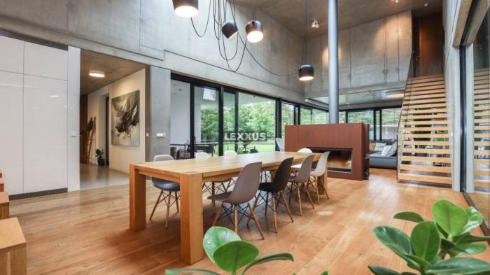 Reality LEXXUS | NADŠTANDARDNÝ 6i RD s bazénom, pozemok 1583 m2, BA V.-Rusovce