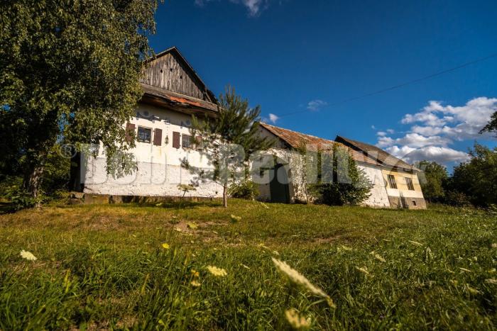 Reality PREDAJ: Gazdovstvo u Kukučkov, 522 m2, Pliešovce - Zaježová - Podrimáň