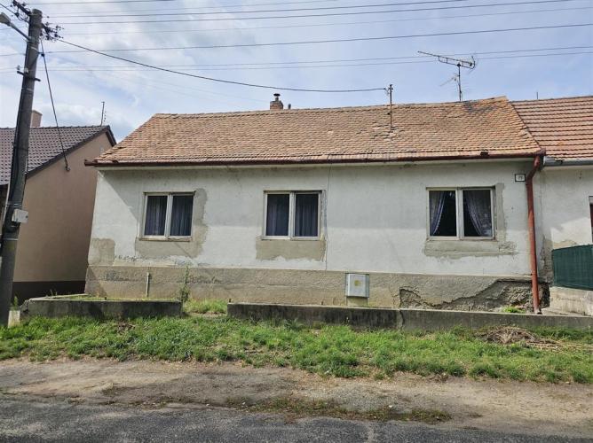 Reality Na predaj rodinný dom s veľkým pozemkom, Brodské – okres Skalica