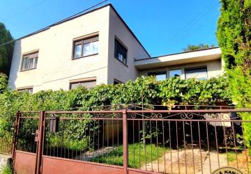 Reality Veľký rodinný dom Zvolen - Zlatý Potok 900m2 ZNÍŽENÁ CENA