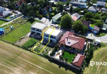 Reality RADO | 4-izbový dvojdom 103m2 | Jarovce - Kožušnícka ul.