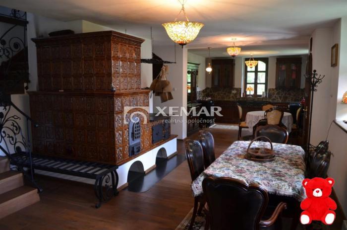 Reality Predaj rodinný dom Banská Bystrica 5 izbový