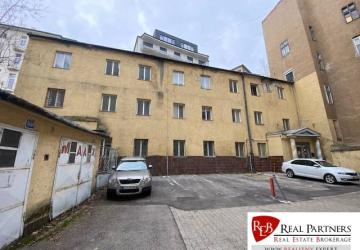 Reality REB.sk budova v centre mesta na predaj 800 m2 UP, BA I, Staré mesto