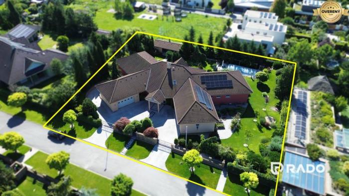 Reality RADO | Luxusná rodinná vila s bazénom | Rusovce