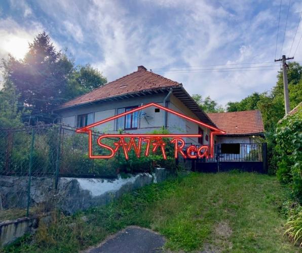 Reality RODINNÝ DOM NA PREDAJ V OBCI UHLISKÁ