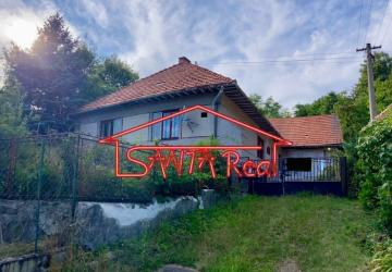 Reality RODINNÝ DOM NA PREDAJ V OBCI UHLISKÁ