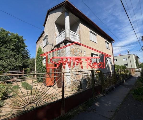 Reality EXKLUZÍVNE - VEĽKÝ RODINNÝ DOM - ŠAHY - PREDAJ