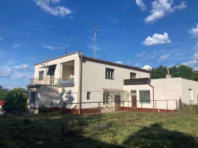 Reality 2 podlažný rodinný dom(časť dvojdomu) v obci Keť