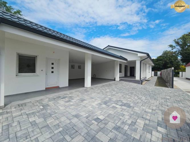 Reality RODINNÝ DOM S 2GARÁŽOU, KRYTOU TERASOU A LETNOU KUCHYŇOU 171m2, 766m2