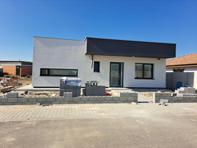 Reality Predaj novostavby 4i RD, Tomášov, Okružná ul.