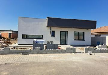 Reality Predaj novostavby 4i RD, Tomášov, Okružná ul.