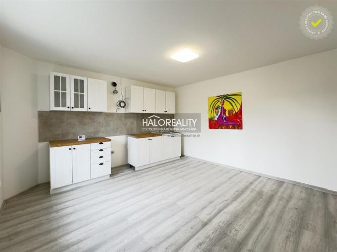 Reality Predaj, rodinný dom Hurbanovo, s kvalitnou rekonštrukciou vhodný aj na podnikanie