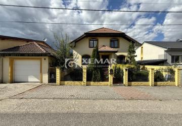 Reality 3 podlažný, 9izb. RD - Rovinka (Vojenská ul.)