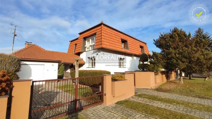 Reality Predaj, rodinný dom Partizánske, pôvodná cena 295.000€ - ZNÍŽENÁ CENA - EXKLUZÍVNE HALO RE