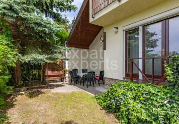 Reality Pekný 4i rodinný dom 240m2, s krbom, 2x parkovaním a záhradkou