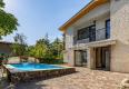 Reality Výnimočný 7i RD 240m2, nezariadený, bazén, garáž, pozemok 800m2, les