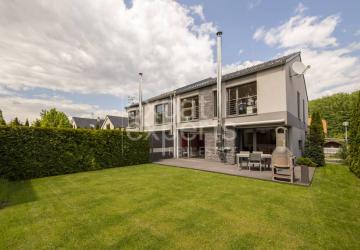 Reality 2-podlažný 5i RD 135 m2, záhrada 250m2, 2 x parking, Borinka