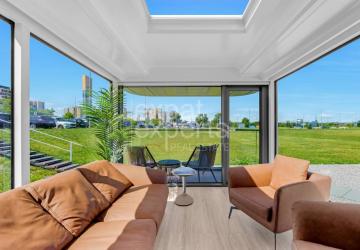 Reality Vesmírna kapsula VESSEL E7 s balkónom a terasou, 38 m2